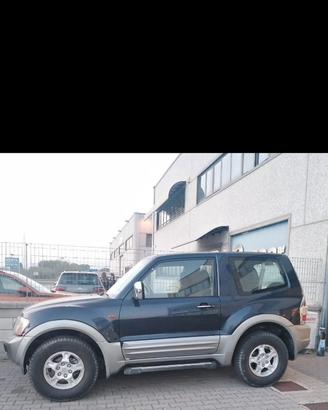 Pajero v60