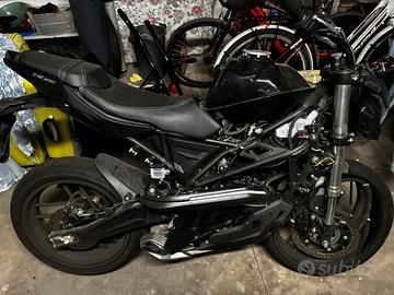 Voge brivido 125 r