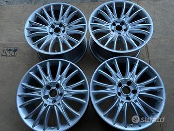 Cerchi da 19 pollici Maserati Ghibli, Quattroporte