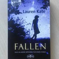 Fallen, Lauren Kate