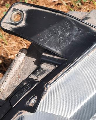 Pezzi vari auto vecchie