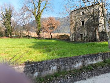 Terreno edificabile con rudere gia esistente