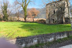 Terreno edificabile con rudere gia esistente