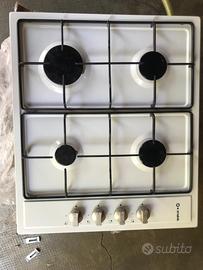 Piano cucina gas 4 fuochi (quasi NUOVO)