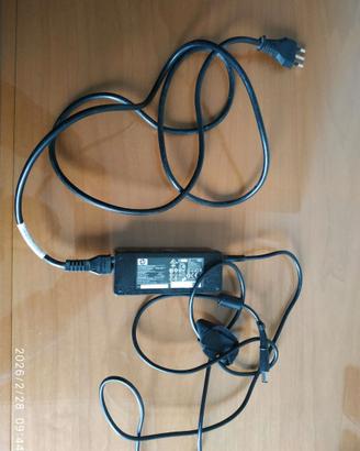 Alimentatore originale per computers HP portatili