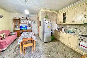 Soluzione indipendente 3 Vani + terreno