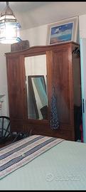 Armadio in legno Vintage , camera da letto