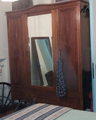 Armadio in legno Vintage , camera da letto