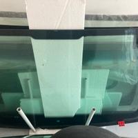 Parabrezza auto