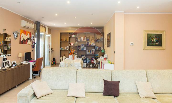 Porzione di villa - Catania