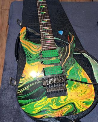 CHITARRA ELETTRICA IBANEZ UNIVERSE MULTICOLOR 1991