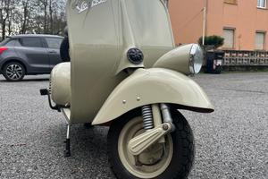 Piaggio Vespa Faro basso 1953 VM2T