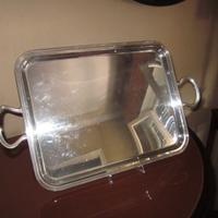 Magnifico vassoio in argento 800