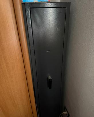 Armadio porta fucili alto 150 cm