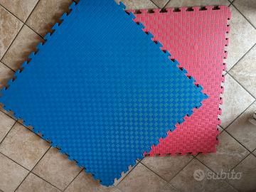 Due tappetini palestra mt.1x1 spessore cm.3 Nuovi