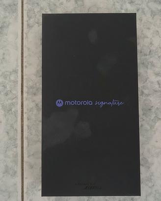 Motorola Signature 512GB Martini Olive 5G, nuovo
