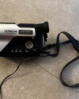 Videocamera vintage Hitachi VM-E368E Video8 PAL
