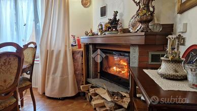 CASA SEMINDIPENDENTE A BARDINETO