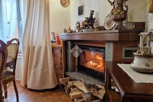 CASA SEMINDIPENDENTE A BARDINETO