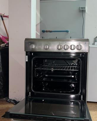 Stufa con forno a gas Whirlpool