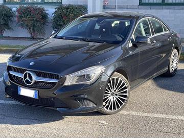 MERCEDES-BENZ CLA 220 CDI Automatic Sport