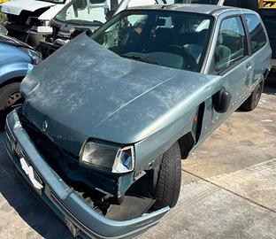 RENAULT CLIO per ricambi usati