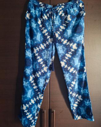 Pantaloni eleganti Camomilla bianchi e blu nuovi