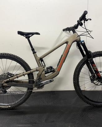 SANTA CRUZ MEGATOWER GX AXS RSV 2024