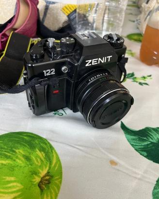 Zenit 122 con obiettivo