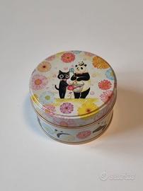 Scatola in latta giapponese