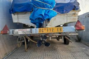 Barca motore yamaha carello