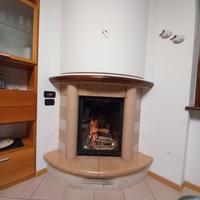 Caminetto a legna