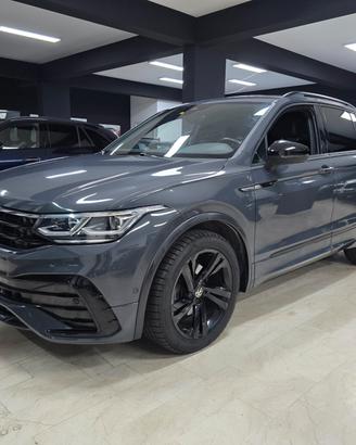 Volkswagen Tiguan 2.0 TDI 150 CV SCR DSG R-Line
