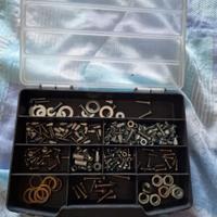 cassettina assortimento viti e bulloni