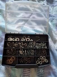 cassettina assortimento viti e bulloni