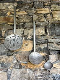 Attrezzi antichi cucina in alluminio