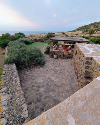 Dammuso indipendente con giardino - Scauri alto