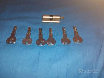 serratura ISEO 6 chiavi