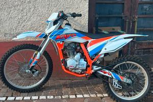 Moto cross 250 4t