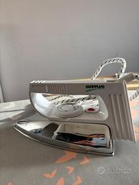 Ferro da stiro a secco Ferrari