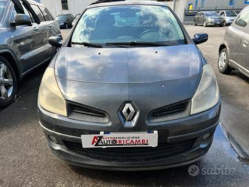 Ricambi Renault Clio 3serie 1.2 16V 2005