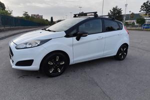 Ford Fiesta 1.5 TDCi Black & White - 2017 