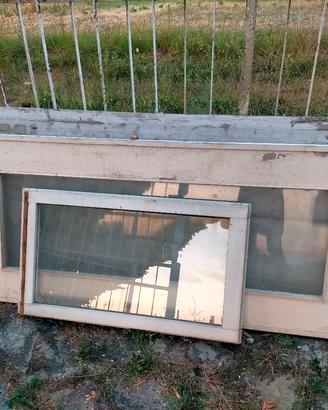 porta interna e anta di finestra