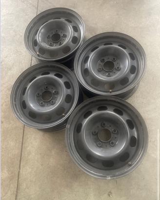 4 CERCHI FERRO DA 16 USATI BMW SERIE 1/3 221570