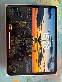 Ipad Pro 11  (3rd Generation) 256 GB + 2 tastiere