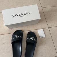 Ciabatte givenchy