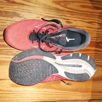 Mizuno Wave Rider 26 tg. 9,5 (42,5 UE)