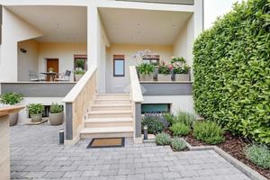 VILLA A SCHIERA A FRANCAVILLA FONTANA