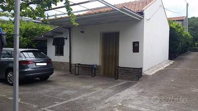 Rustico / Casale di 30 m² con 1 locale a Piedimont