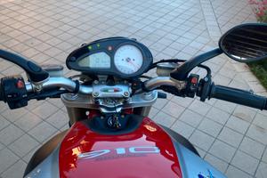 MV Augusta Brutale 910S